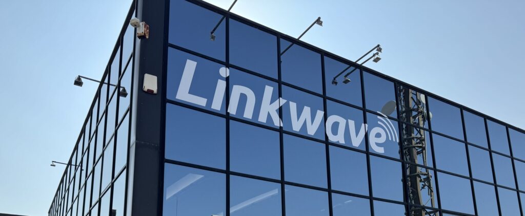 sede-linkwave-grosseto-logo-esterno